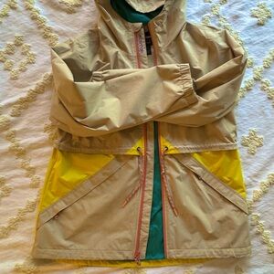 Burton Hooded Color Block Raincoat. Large. Excellent condition. Drawstring.
